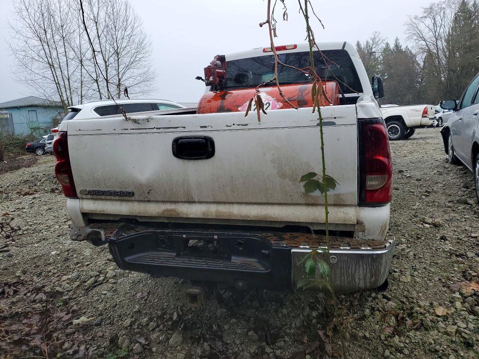 Photo 6 from auction – 2006 CHEVROLET SILVERADO with VIN 1GCHK23D76F258724