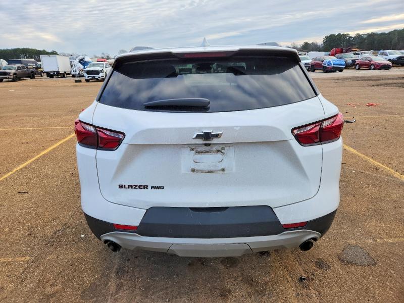 Photo 6 from auction – 2020 CHEVROLET BLAZER 2LT with VIN 3GNKBHRS8LS678246