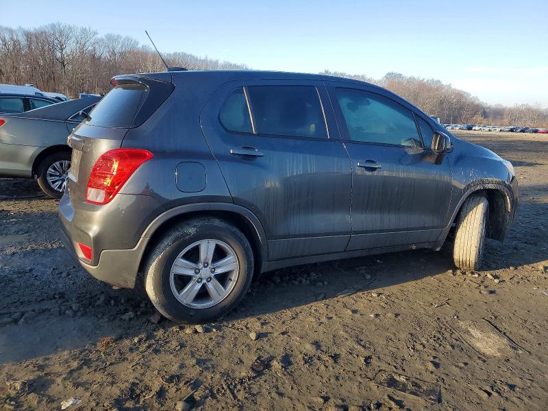 Photo 3 from auction – 2019 CHEVROLET TRAX LS with VIN 3GNCJKSB2KL359545