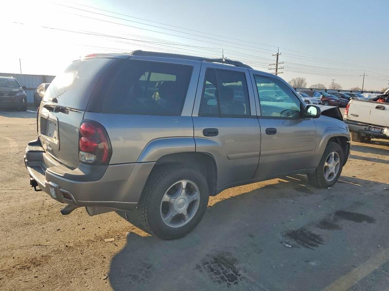 Photo 3 from auction – 2008 CHEVROLET TRAILBLAZE with VIN 1GNDT13S382197071