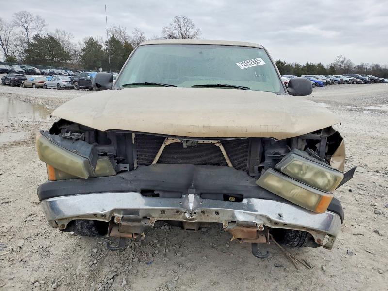 Photo 5 from auction – 2004 CHEVROLET SILVERADO with VIN 1GCEC14X74Z215113