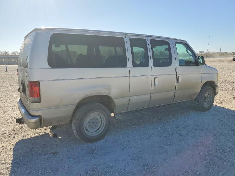 Photo 3 from auction – 2012 FORD ECONOLINE with VIN 1FBNE3BL5CDA21038