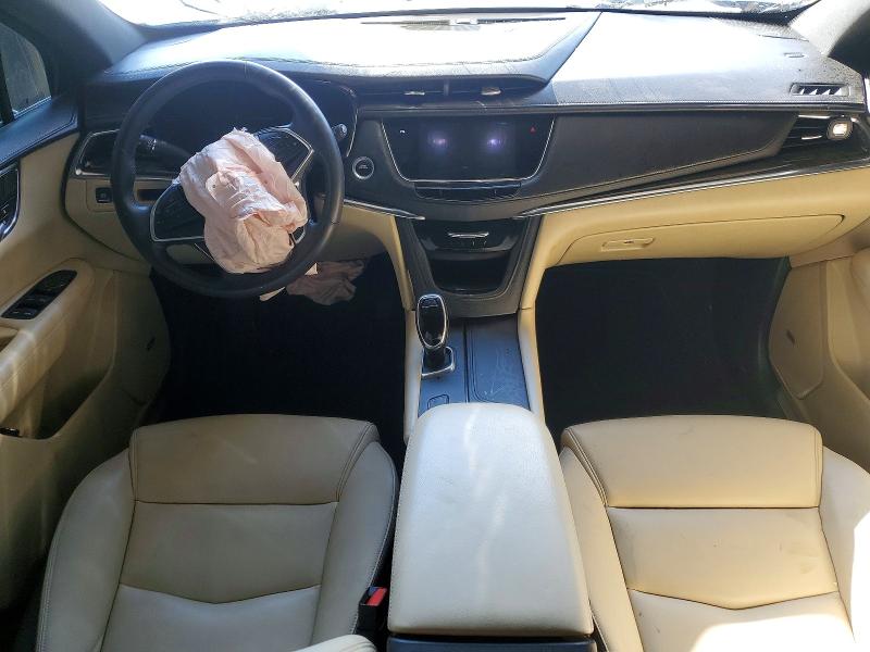 Photo 8 from auction – 2017 CADILLAC XT5 with VIN 1GYKNARS8HZ170743