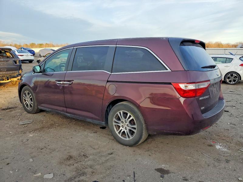 Photo 2 from auction – 2011 HONDA ODYSSEY with VIN 5FNRL5H48BB093521