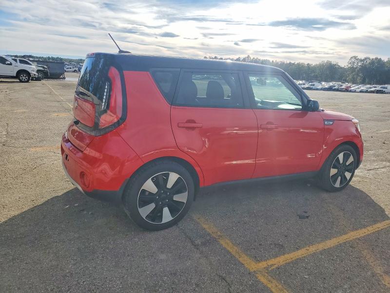 Photo 3 from auction – 2017 KIA SOUL + with VIN KNDJP3A5XH7449040