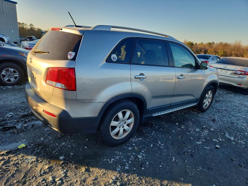 Photo 3 from auction – 2012 KIA SORENTO BA with VIN 5XYKT3A67CG285265