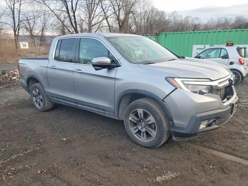 Zdjęcie 4 z aukcji – 2017 HONDA RIDGELINE z VIN 5FPYK3F61HB020322
