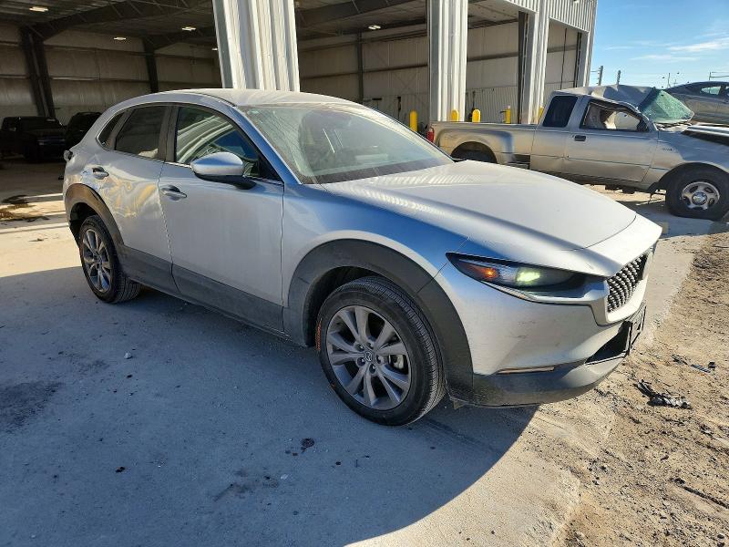 Photo 4 from auction – 2020 MAZDA CX-30 with VIN 3MVDMBDL4LM116467