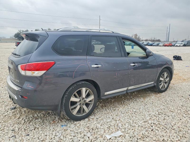 Photo 3 from auction – 2014 NISSAN PATHFINDER with VIN 5N1AR2MNXEC604278
