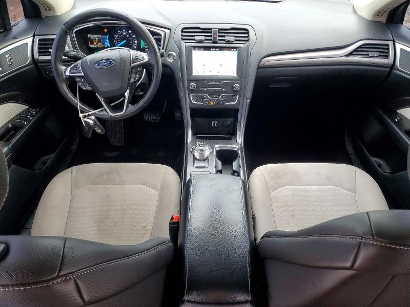 Photo 8 from auction – 2019 FORD FUSION with VIN 3FA6P0HD4KR168634