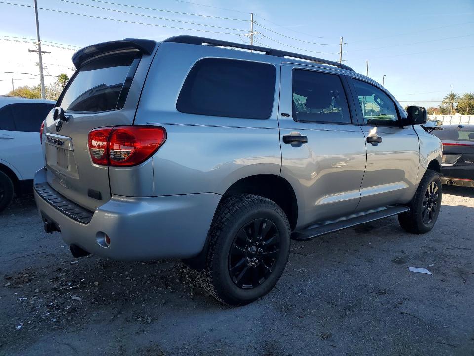 Photo 3 from auction – 2008 TOYOTA SEQUOIA with VIN 5TDZY64A18S012625