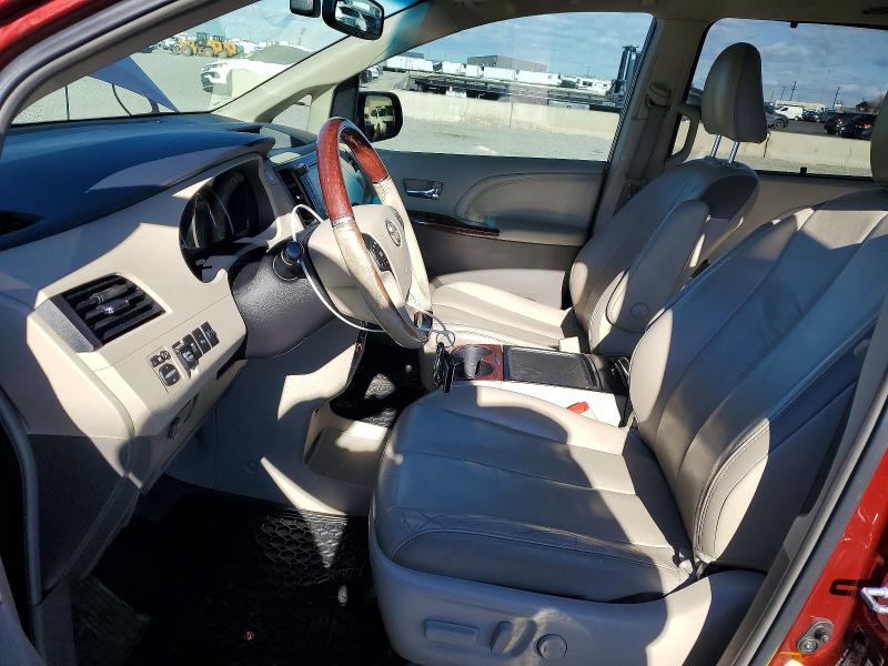 Photo 7 from auction – 2012 TOYOTA SIENNA XLE with VIN 5TDDK3DC2CS030295