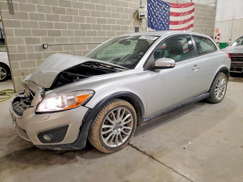 VOLVO C30 T5 2012 with VIN YV1672MK6C2266140 - Photo from auction