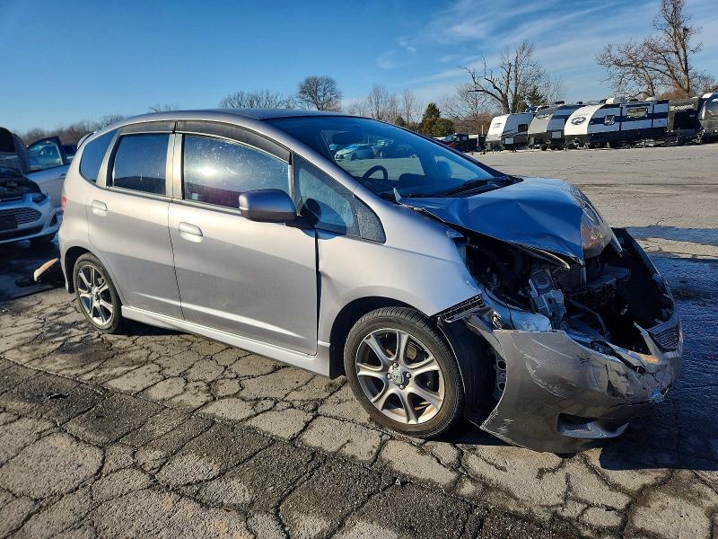 Photo 4 from auction – 2009 HONDA FIT with VIN JHMGE88459S032237