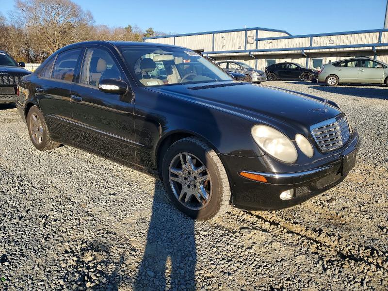 Photo 4 from auction – 2003 MERCEDES-BENZ E with VIN WDBUF65J33A236076
