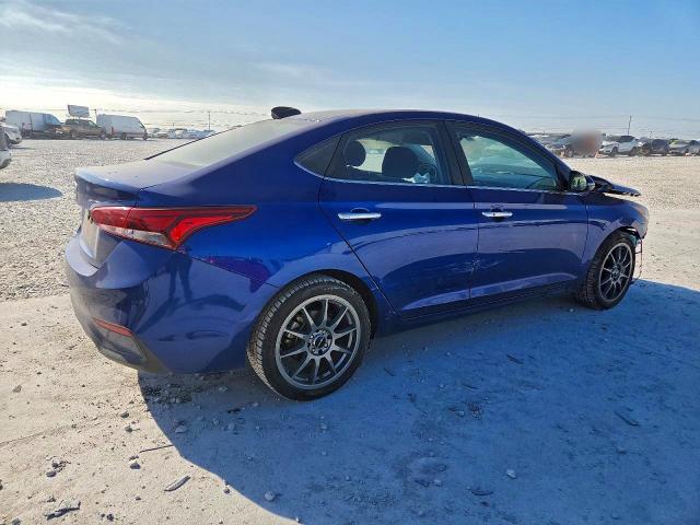 Photo 3 from auction – 2018 HYUNDAI ACCENT with VIN 3KPC34A33JE020580