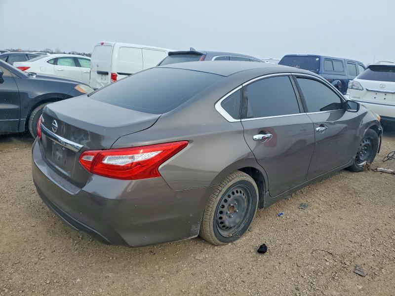 صورة رقم 3 من المزاد - 2016 NISSAN ALTIMA 2.5 مع VIN 1N4AL3AP9GN323166