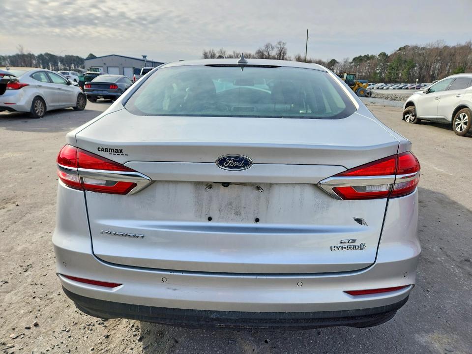 Photo 6 from auction – 2019 FORD FUSION with VIN 3FA6P0LU9KR188126