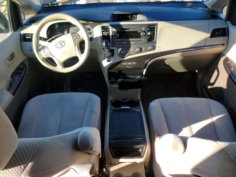 Photo 8 from auction – 2011 TOYOTA SIENNA LE with VIN 5TDJK3DC5BS014691
