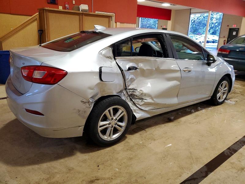 Photo 3 from auction – 2017 CHEVROLET CRUZE LT with VIN 1G1BE5SM2H7214622