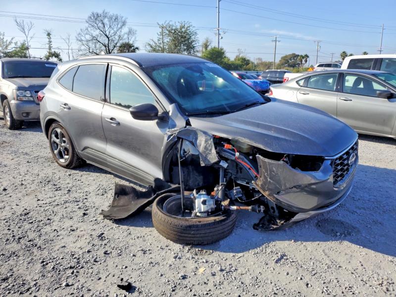 Photo 4 from auction – 2025 FORD ESCAPE ST with VIN 1FMCU0MZ3SUA22625