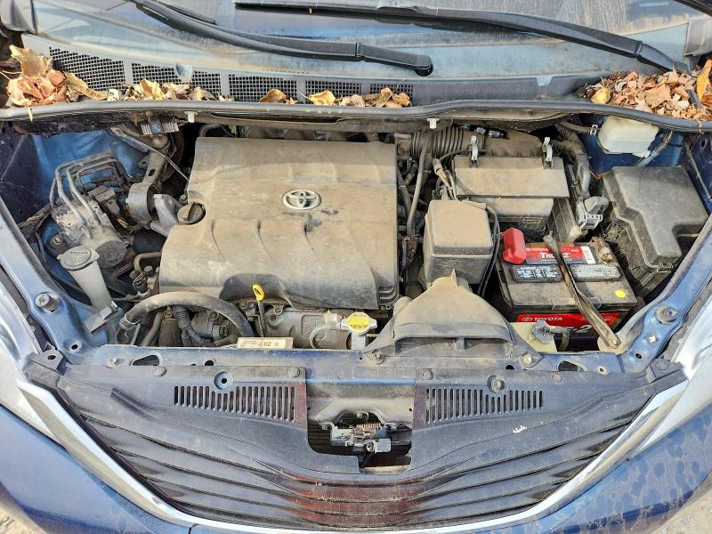 Photo 11 from auction – 2012 TOYOTA SIENNA LE with VIN 5TDKK3DC4CS224043