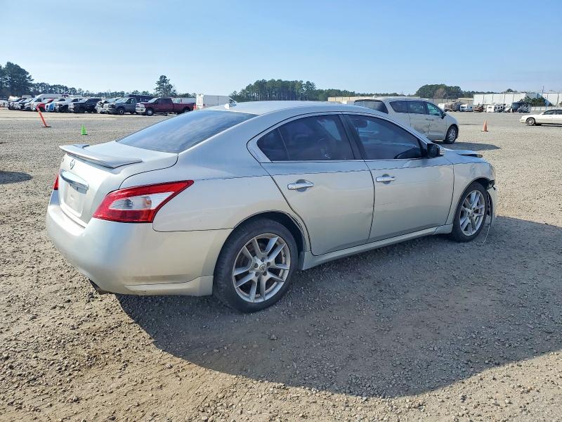 Photo 3 from auction – 2010 NISSAN MAXIMA S with VIN 1N4AA5AP3AC867067