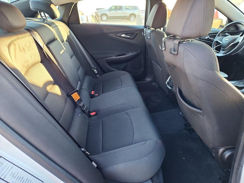Photo 10 from auction – 2018 CHEVROLET MALIBU LT with VIN 1G1ZD5ST0JF229091