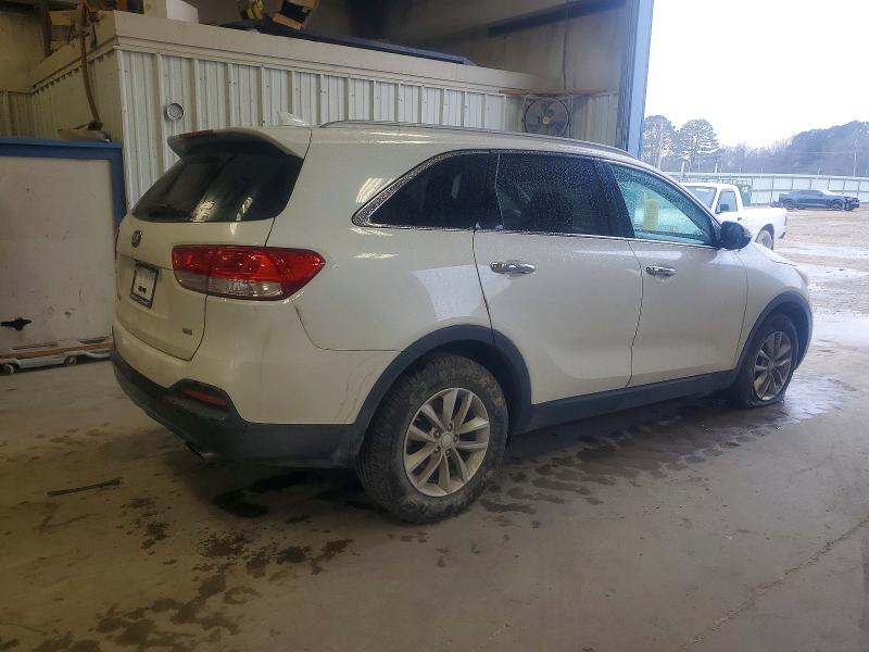 Photo 3 from auction – 2017 KIA SORENTO with VIN 5XYPG4A36HG271788