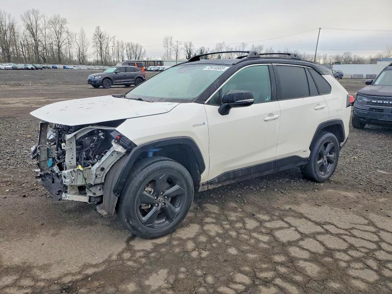 TOYOTA RAV4 XSE 2021 with VIN 2T3E6RFV0MW015028 - Photo from auction