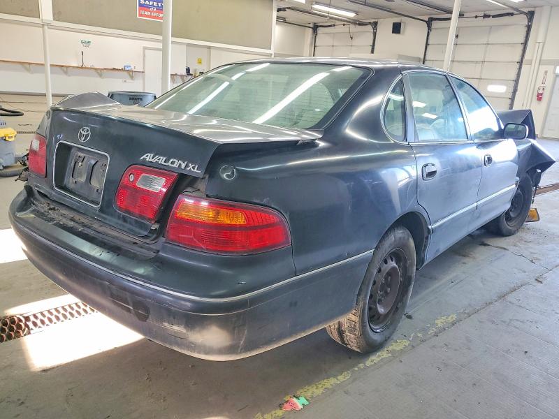 Photo 3 from auction – 1998 TOYOTA AVALON XL with VIN 4T1BF18B5WU280823