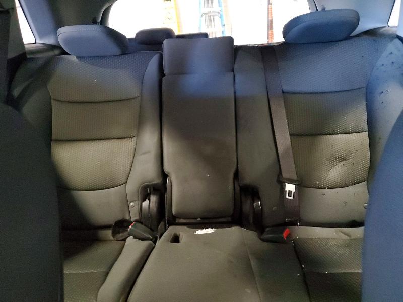 Photo 10 from auction – 2013 KIA SORENTO LX with VIN 5XYKTDA22DG356733