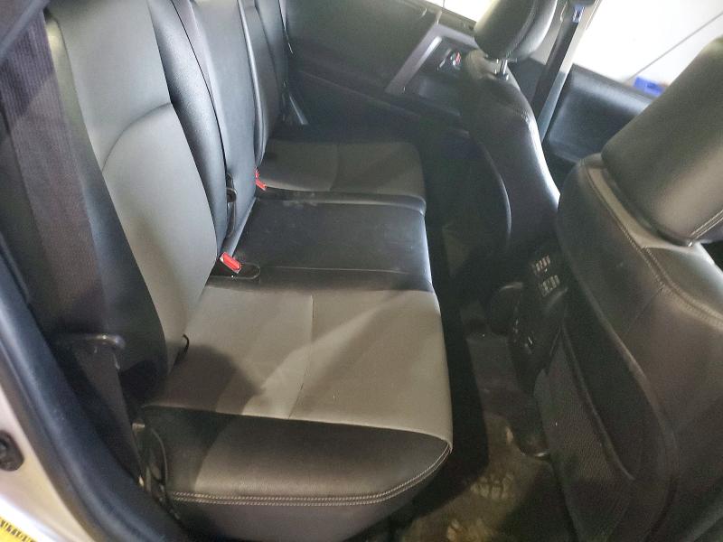 Photo 11 from auction – 2015 TOYOTA 4RUNNER SR with VIN JTEBU5JR0F5264687