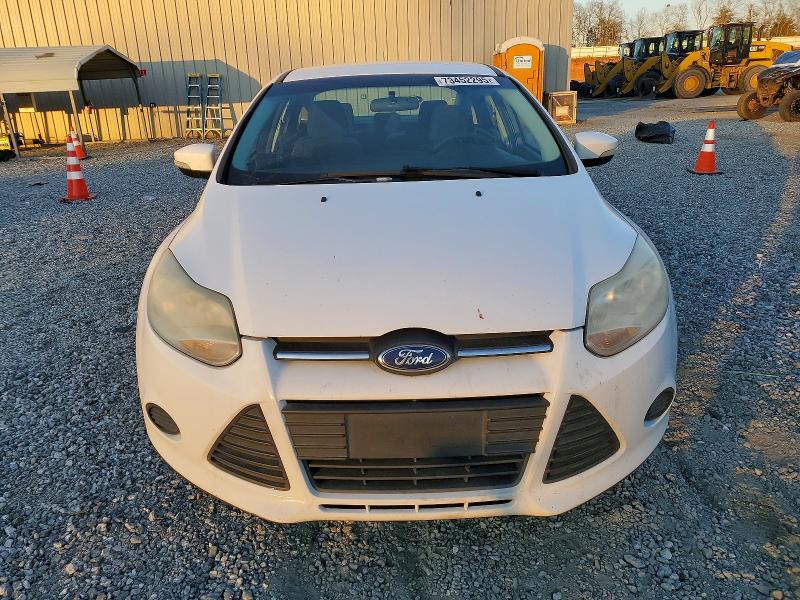 Photo 5 from auction – 2013 FORD FOCUS SE with VIN 1FADP3F20DL376182
