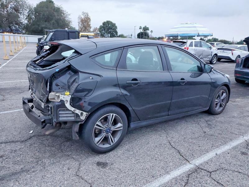 Photo 3 from auction – 2014 FORD FOCUS SE with VIN 1FADP3K24EL453238
