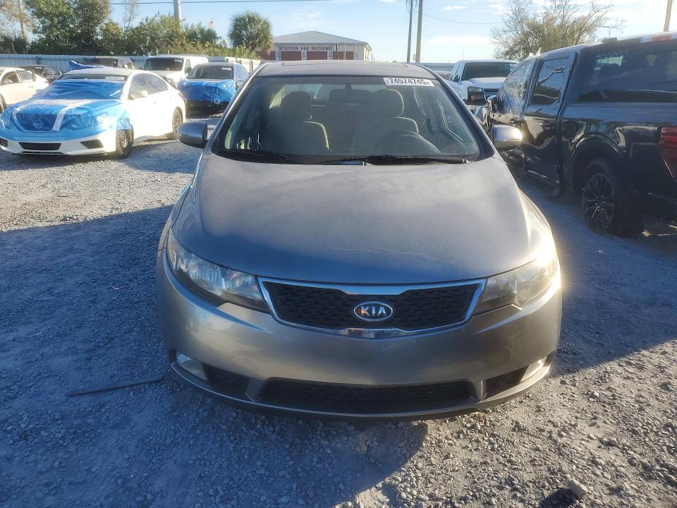 Photo 5 from auction – 2012 KIA FORTE EX with VIN KNAFU5A28C5631210