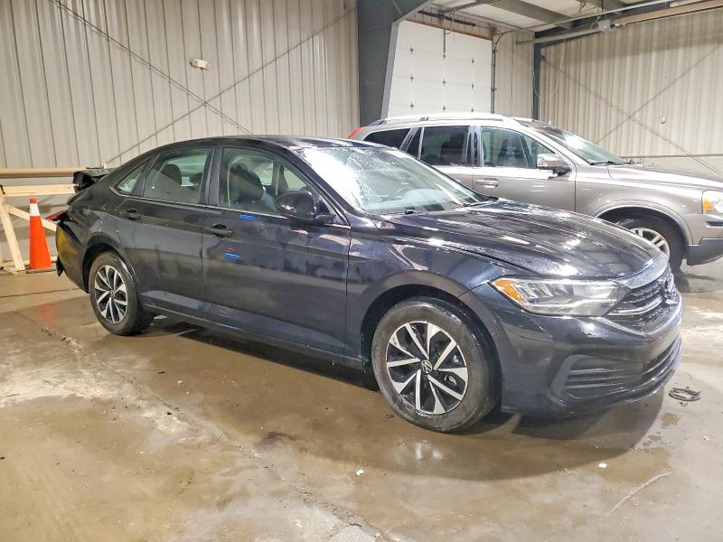 Photo 4 from auction – 2024 VOLKSWAGEN JETTA with VIN 3VW5M7BU0RM074481