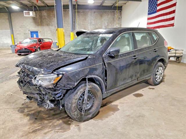 NISSAN ROGUE S 2016 with VIN JN8AT2MV6GW151997 - Photo from auction