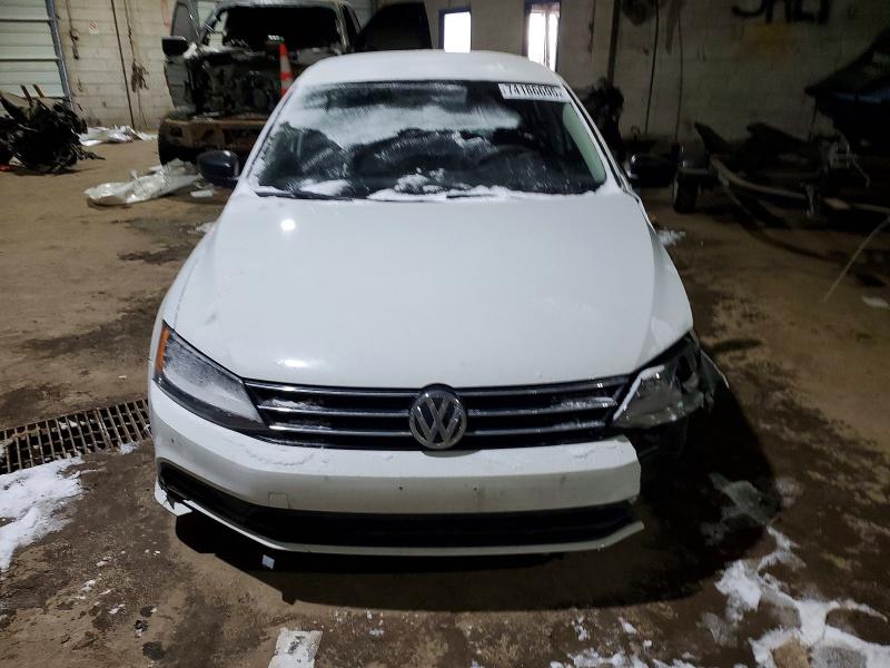 Photo 5 from auction – 2015 VOLKSWAGEN JETTA BASE with VIN 3VW2K7AJXFM339368