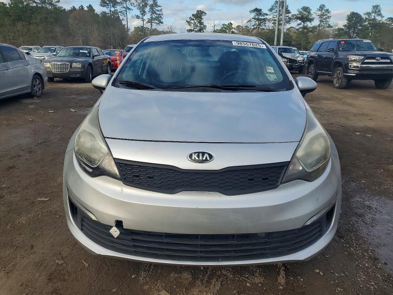Photo 5 from auction – 2017 KIA RIO LX with VIN KNADM4A30H6020406
