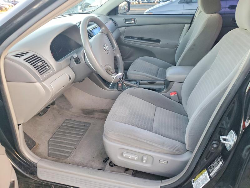 Photo 7 from auction – 2005 TOYOTA CAMRY LE with VIN 4T1BE32K25U024743