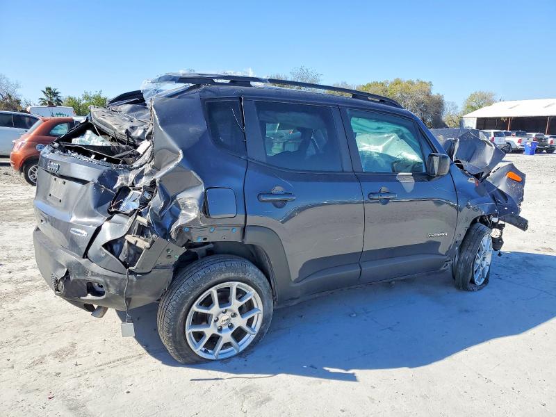 Photo 3 from auction – 2022 JEEP RENEGADE with VIN ZACNJDB14NPN97152