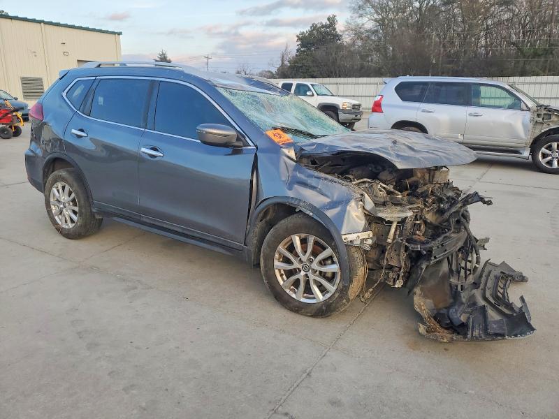 Photo 4 from auction – 2019 NISSAN ROGUE S with VIN 5N1AT2MT4KC756228