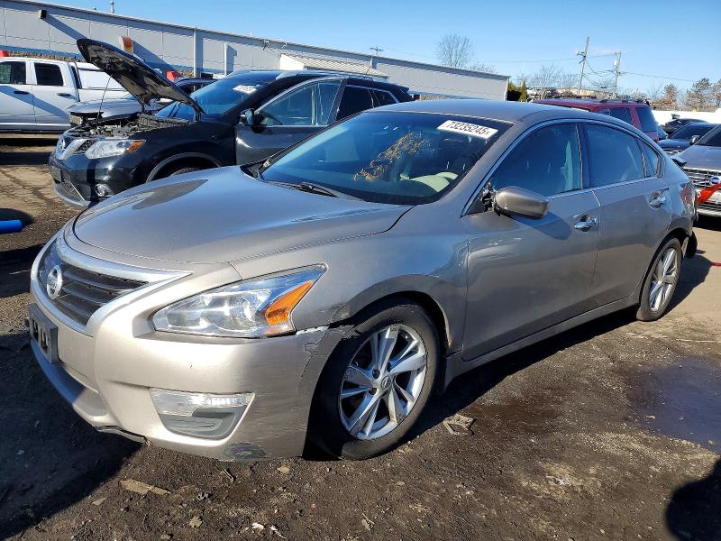 NISSAN ALTIMA 2.5 2014 with VIN 1N4AL3AP8EC120620 - Photo from auction