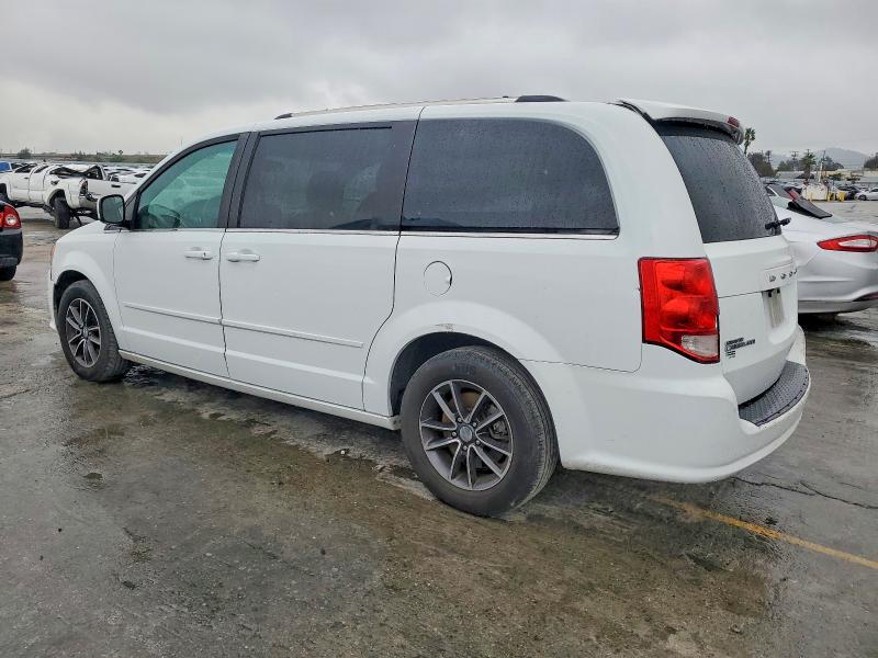 Photo 2 from auction – 2017 DODGE GRAND CARA with VIN 2C4RDGCG7HR847922
