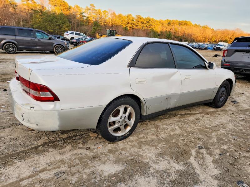 Photo 3 from auction – 2000 LEXUS ES 300 with VIN JT8BF28G1Y5093807