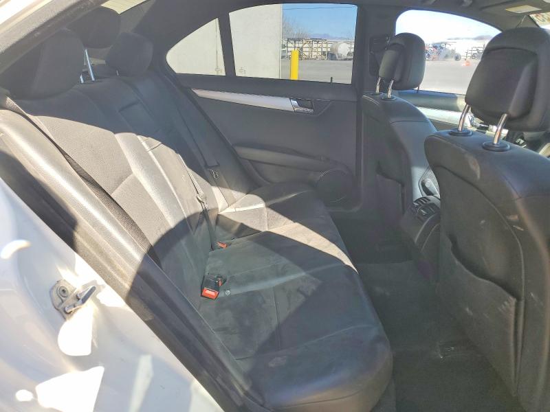 Photo 10 from auction – 2010 MERCEDES-BENZ C 300 with VIN WDDGF5EB5AF410043
