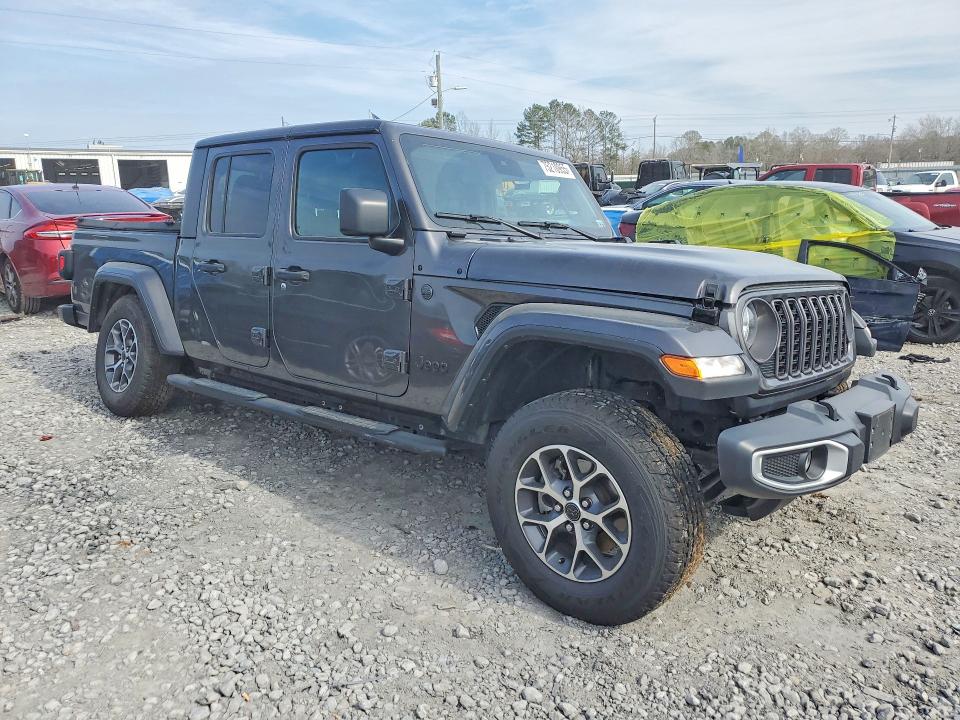 Photo 4 from auction – 2024 JEEP GLADIATOR with VIN 1C6HJTAG0RL121367
