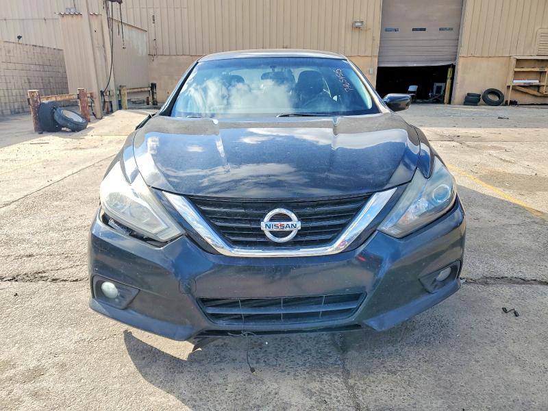 Photo 5 from auction – 2017 NISSAN ALTIMA 2.5 with VIN 1N4AL3AP1HC290550