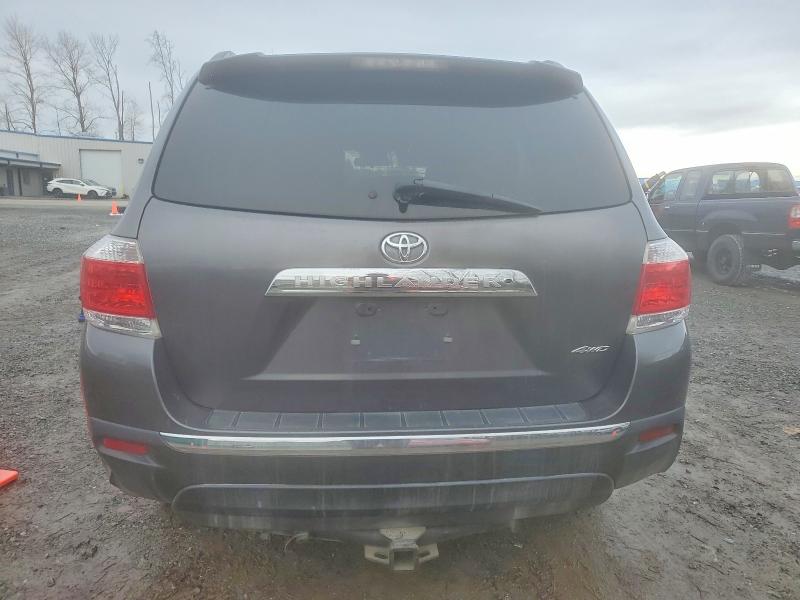 Photo 6 from auction – 2013 TOYOTA HIGHLANDER with VIN 5TDBK3EHXDS184935